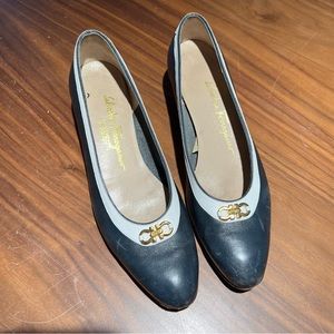 Salvatore Ferragamo flats